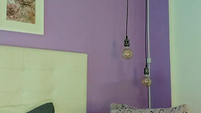 Charlotte11-11 live sex cam