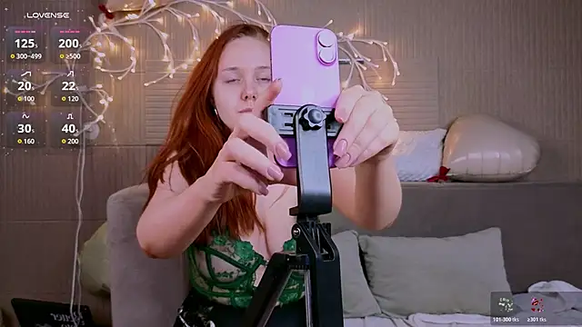 PollyVinice's cam snapshot