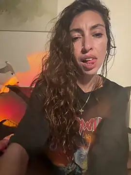 Amani_thewolf's cam snapshot