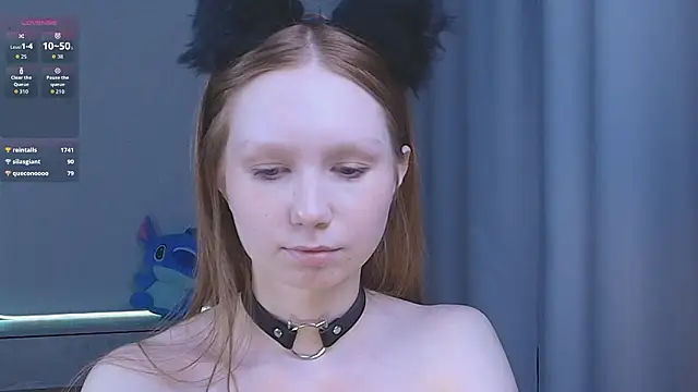 FoxyMira's cam snapshot