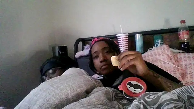 dezzidavill's cam snapshot