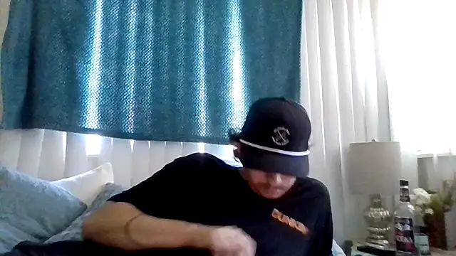 Tallhungandcloudy live sex cam