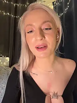 Ella_Charm live sex cam