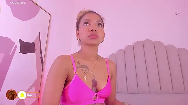 Nikki_Angel_ live sex cam