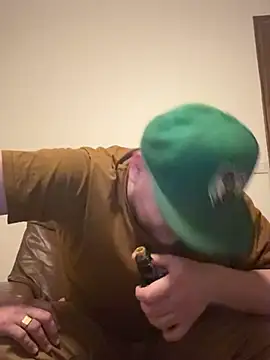 QueueFrenchie live sex cam