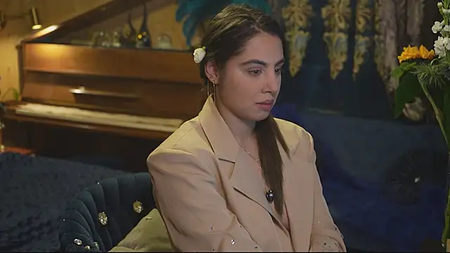 VanessaDoyle live sex cam