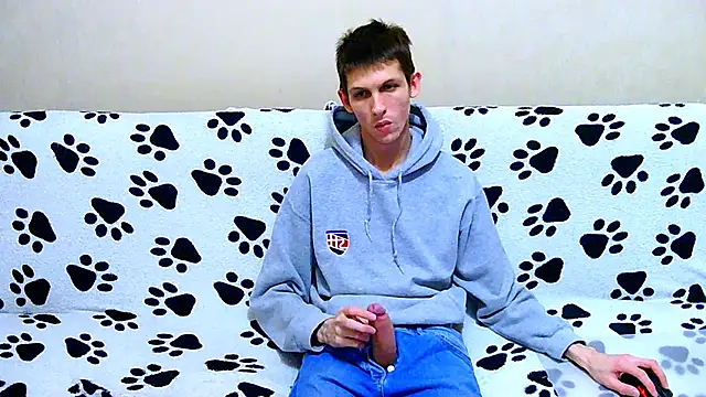 Lester_Broo live sex cam