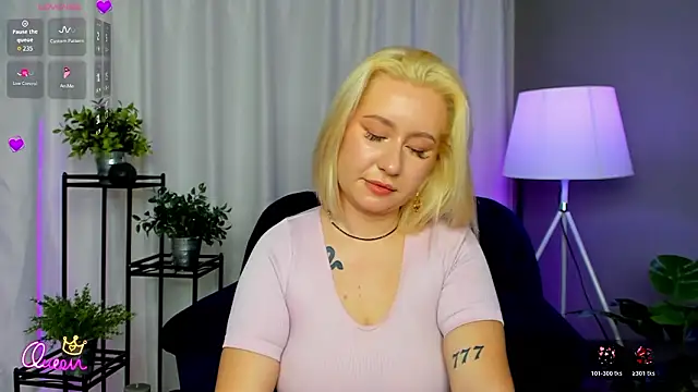 Emily__Bliss live sex cam