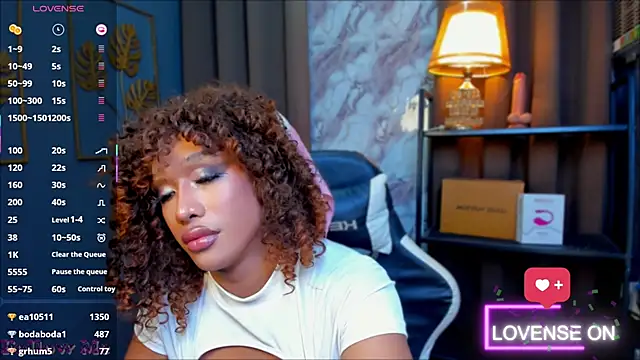 KrazzyElliot live sex cam