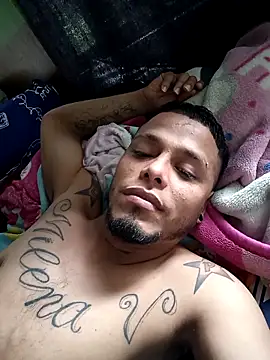 Reallove1999's cam snapshot