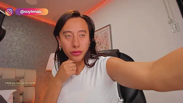 lena_banks live sex cam