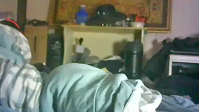 ON3YOULLN3VER_FIR3's cam snapshot