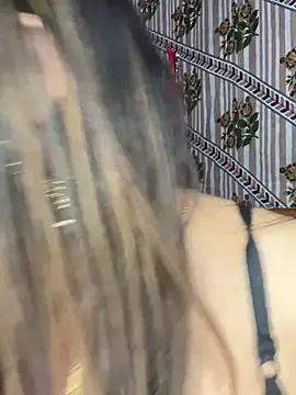 CUTI-NAINA live sex cam