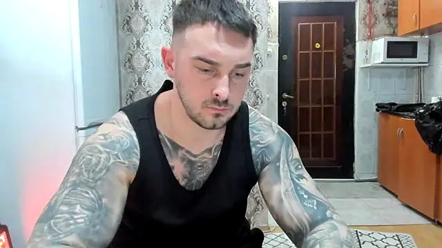 Jonmusclemaster live sex cam