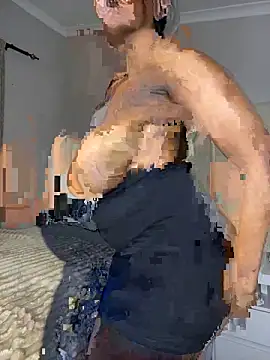 Bustygoddess32 live sex cam