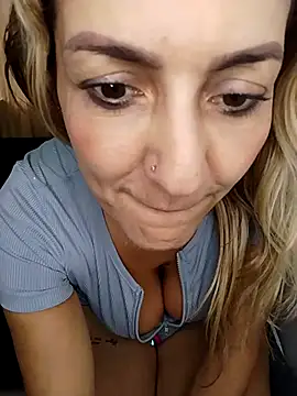 Monita_Med live sex cam