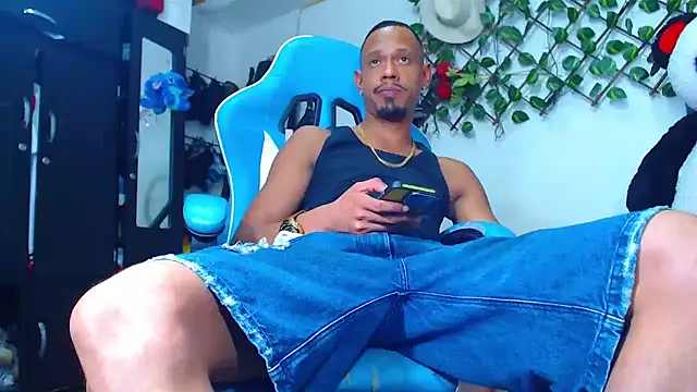 black_latin23cm live sex cam