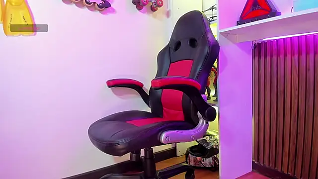 Dakota_Addams's cam snapshot