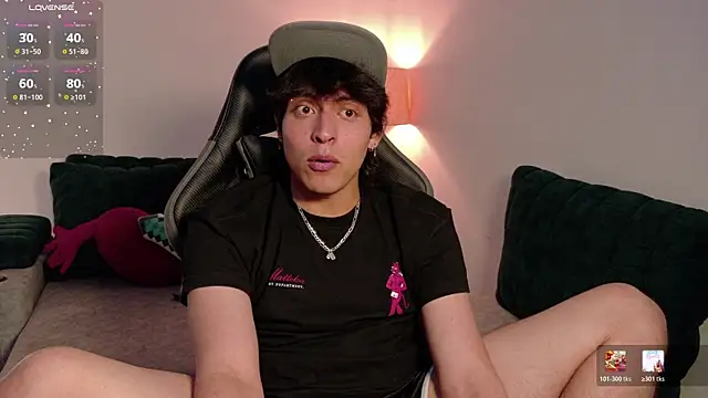 _-Lucky-_'s cam snapshot