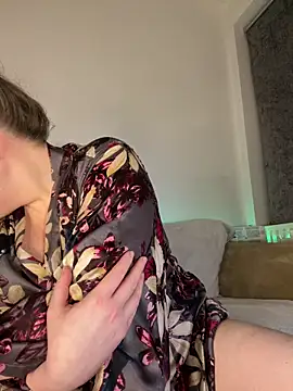 FemDom_RubyKnightXXO live sex cam