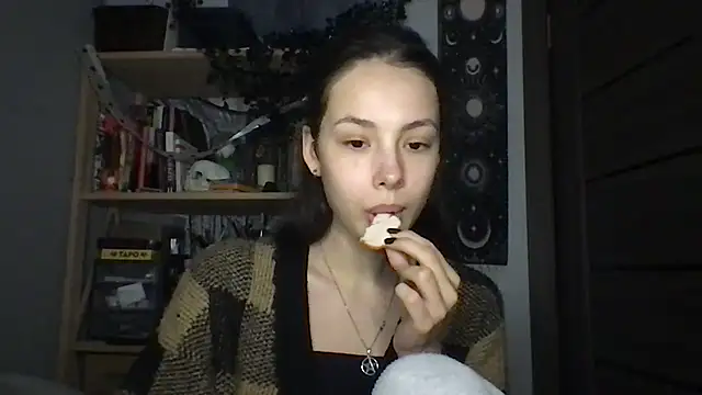 Yuna5343 live sex cam