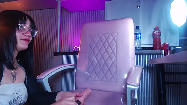 HankMelodi's cam snapshot