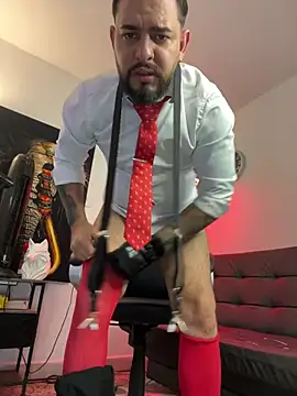Ethan_Castellano live sex cam