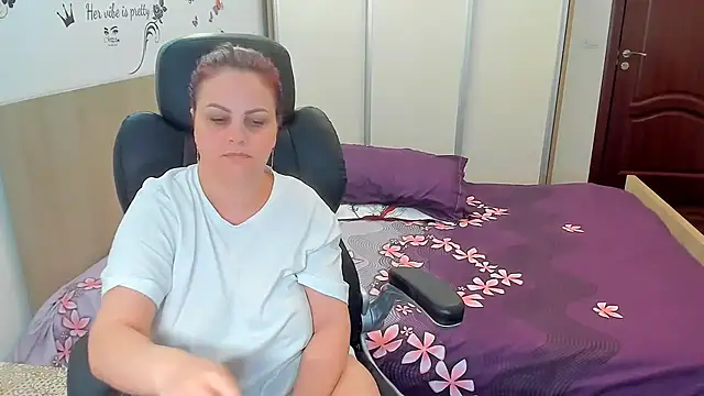 Adelamilfsex live sex cam