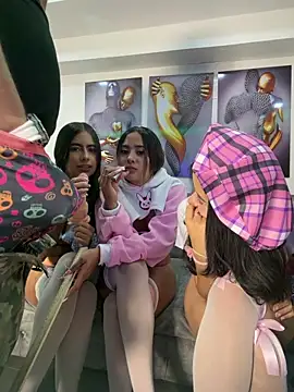 l0lita_emi live sex cam