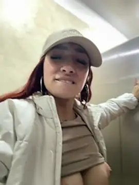 ariiel_'s cam snapshot