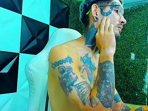 Boy_tatto77's cam snapshot