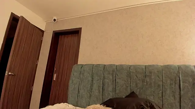 Aleera_Walton live sex cam