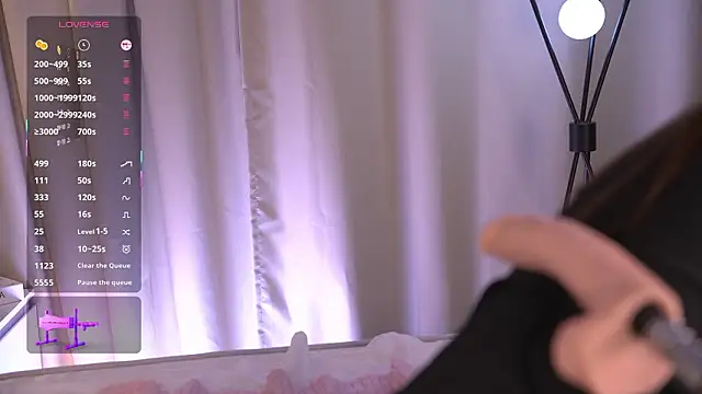 Alicia_Wood's cam snapshot