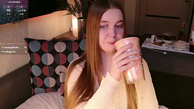 bratwifelina's cam snapshot