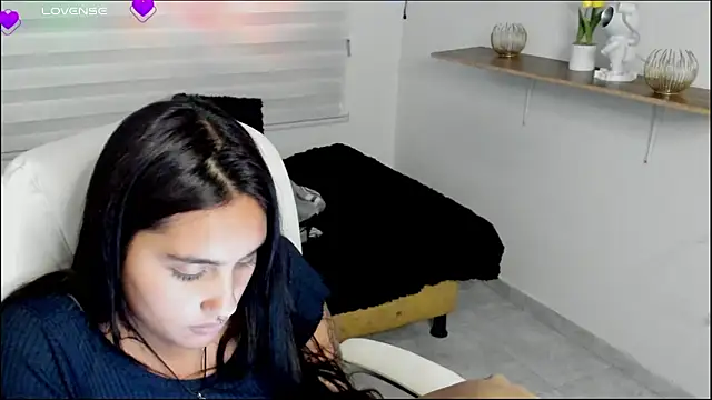 Caroline_rodriguez9's cam snapshot