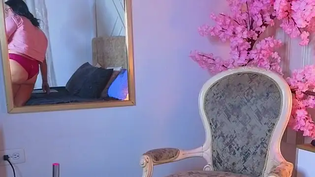 miia_secret_'s cam snapshot