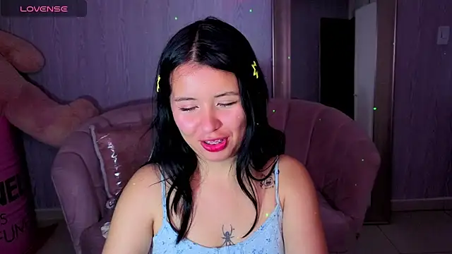 Kylia_a's cam snapshot