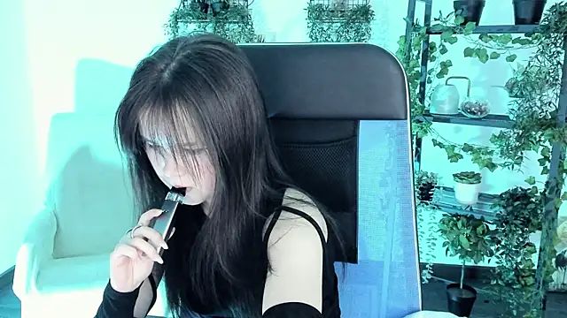 Elainebeness live sex cam