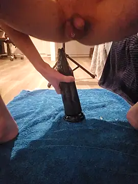 Chrisou73's cam snapshot