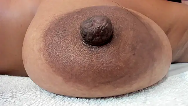 zara_lopez's cam snapshot