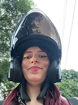 CamiTeaseX_'s cam snapshot