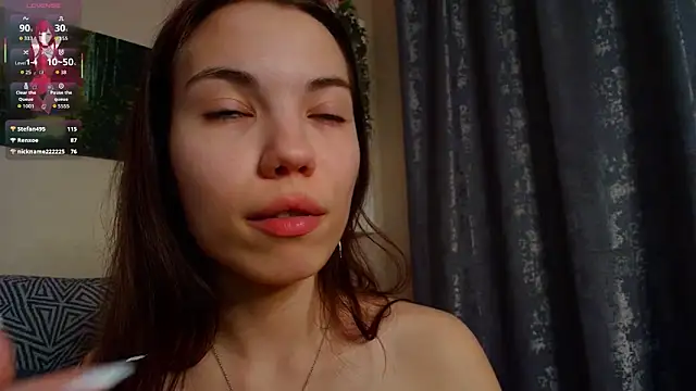 Erinn_Sky's cam snapshot