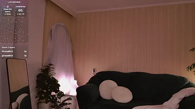 Angell_Wild's cam snapshot