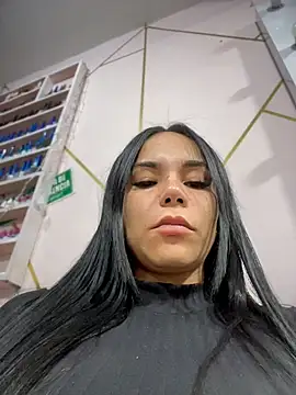 Naatalia live sex cam