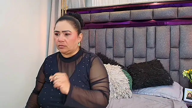 Karina_Mendoza live sex cam