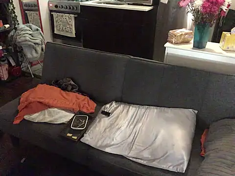 littyleesh1 live sex cam