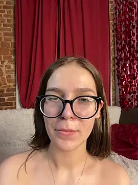 MyKittySayMeow live sex cam