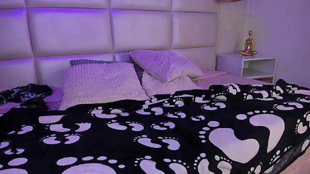 Xara_u's cam snapshot