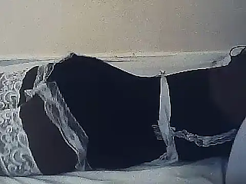 tasty_piee's cam snapshot