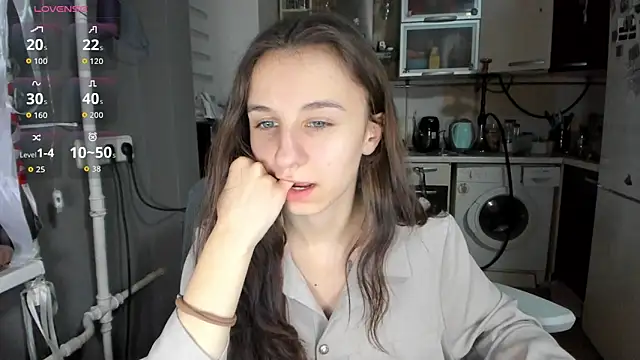 _Nika_Kik live sex cam